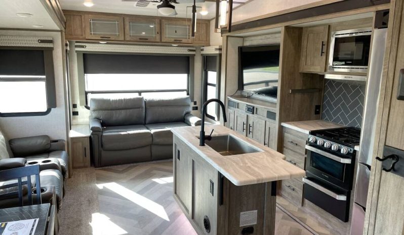 
								2020 Forest River 369BL full									