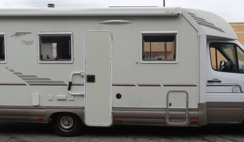 
								1997 Mercedes-Benz Sprinter Rimor Sailer 748 full									