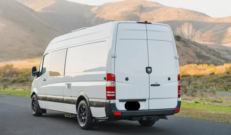 
								2008 Dodge Sprinter 2500 Camper Conversion full									