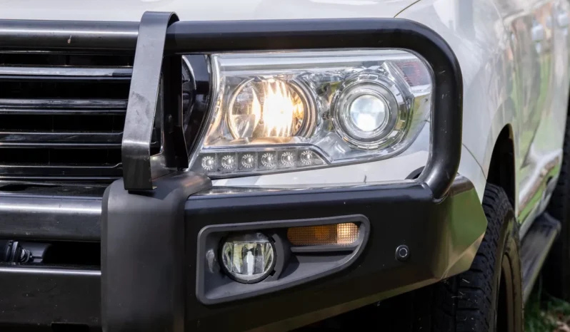 
								2014 Toyota Land Cruiser URJ200 full									