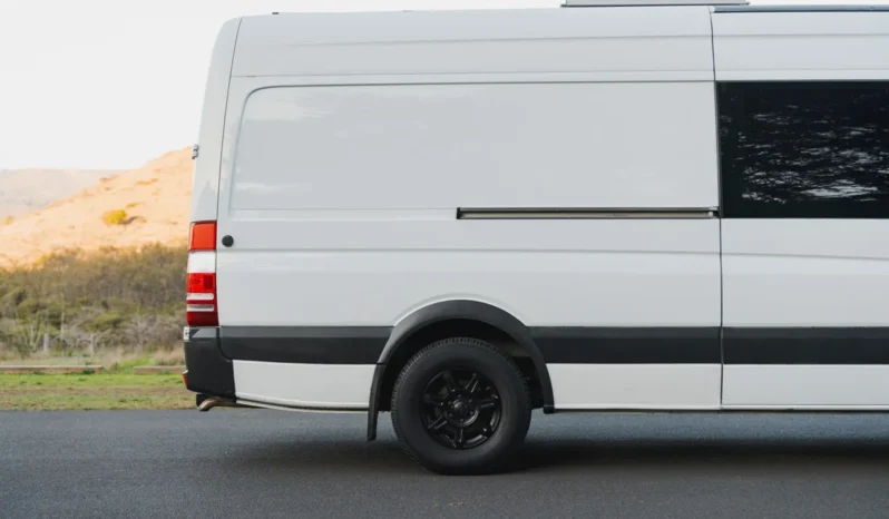 
								2008 Dodge Sprinter 2500 Camper Conversion full									