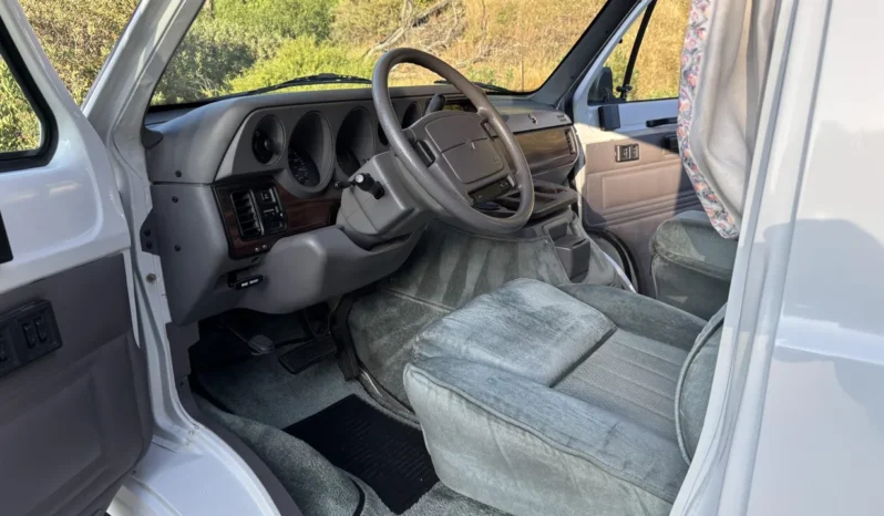 
								1996 Dodge Ram Van B3500 Roadtrek 190 Versatile full									