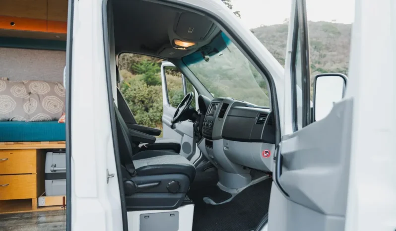 
								2008 Dodge Sprinter 2500 Camper Conversion full									