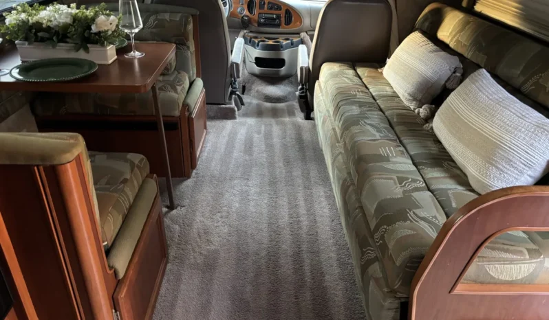 
								2008 Lazy Daze Motorhome full									