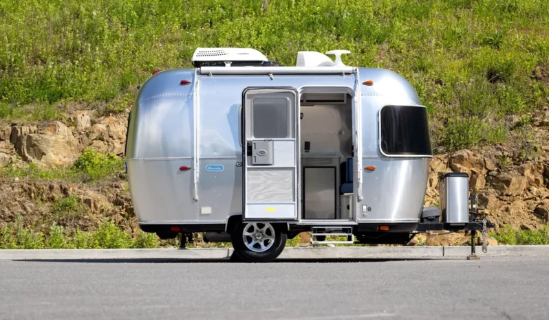 
								2021 Airstream Bambi 16′ Travel Trailer full									