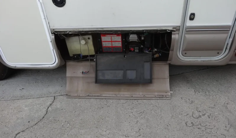 
								1997 Mercedes-Benz Sprinter Rimor Sailer 748 full									