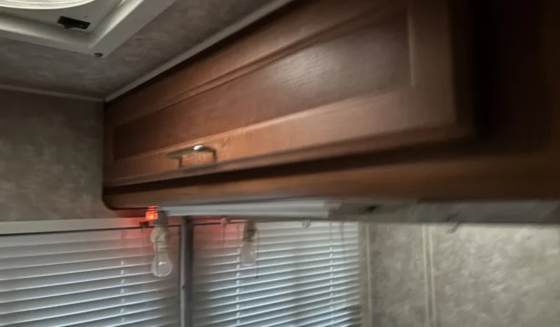 
								2008 Lazy Daze Motorhome full									