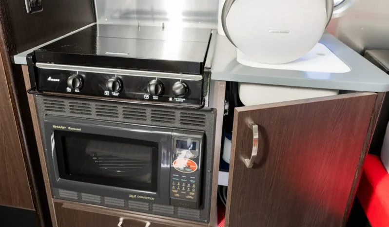 
								2010 Airstream 19CNB Victorinox Edition full									