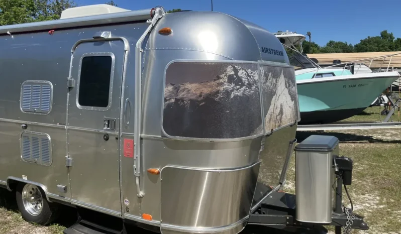 
								2010 Airstream Victorinox Travel Trailer full									