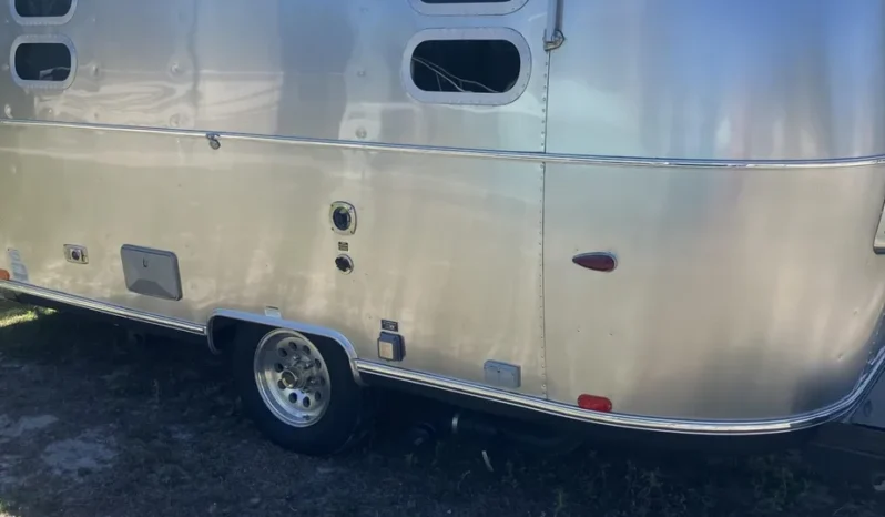 
								2010 Airstream Victorinox Travel Trailer full									