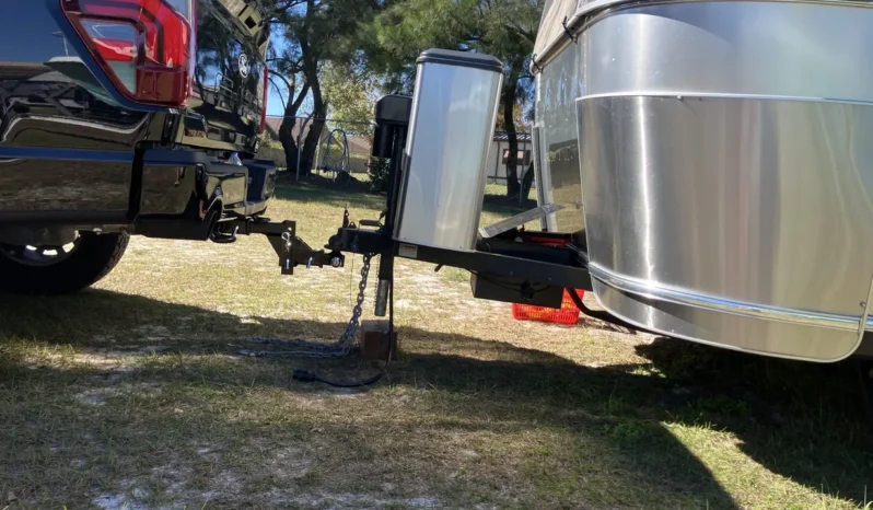 
								2010 Airstream Victorinox Travel Trailer full									