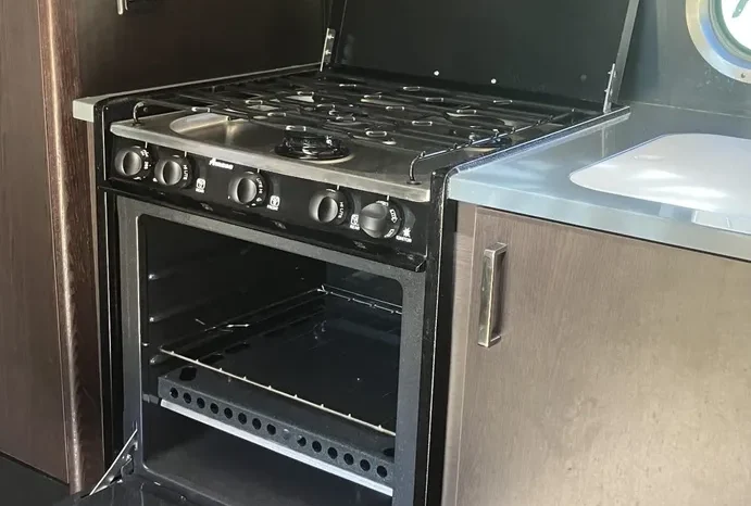 
								2010 Airstream Victorinox Travel Trailer full									