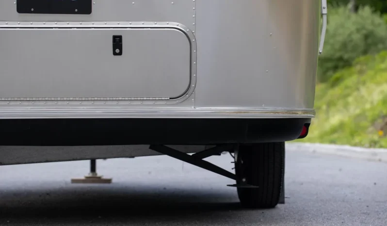 
								2021 Airstream Bambi 16′ Travel Trailer full									