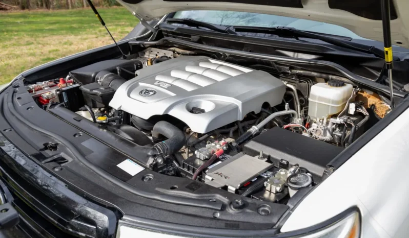 
								2014 Toyota Land Cruiser URJ200 full									
