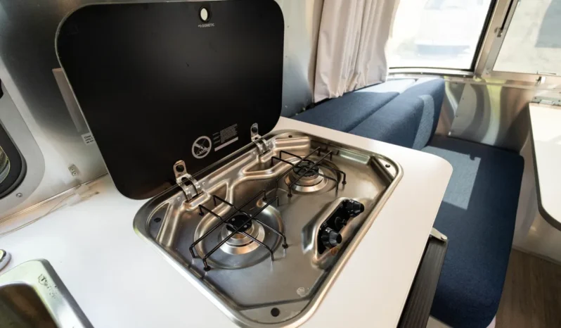 
								2021 Airstream Bambi 16′ Travel Trailer full									