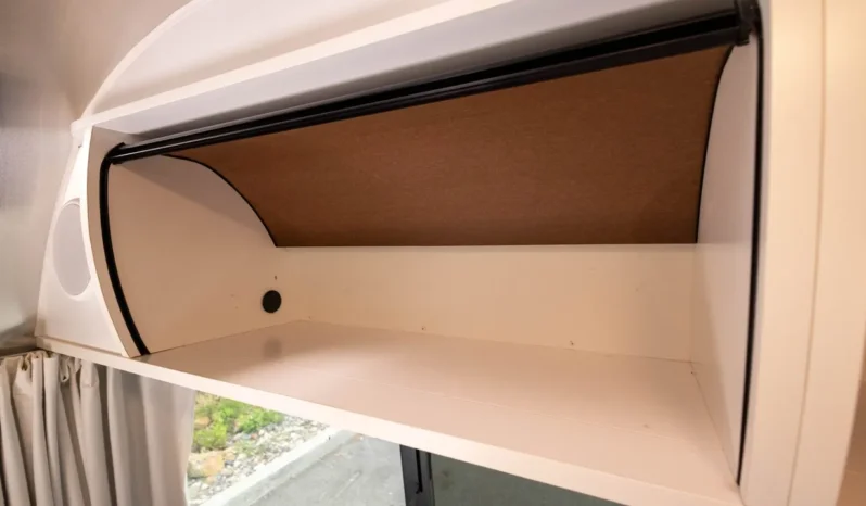 
								2021 Airstream Bambi 16′ Travel Trailer full									