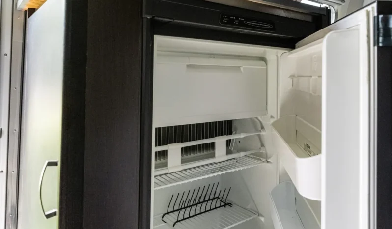 
								2010 Airstream 19CNB Victorinox Edition full									