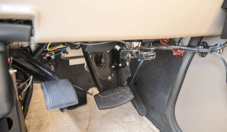 
								2007 Dynamax DynaSport Isata IE35 full									
