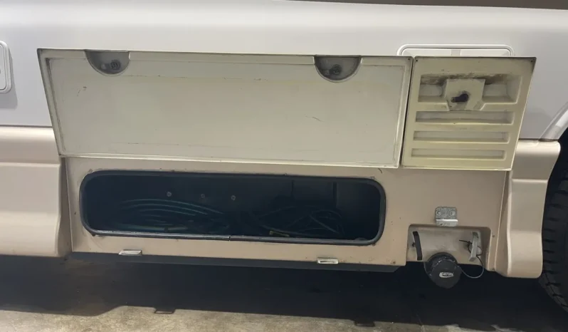 
								2006 Pleasure-Way Lexor-TS Motorhome full									